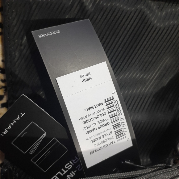 🌈NWT TAHARI WRISTLET - Picture 7 of 13